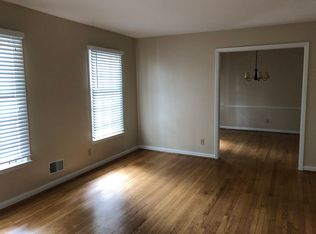 170 Wavetree Dr, Roswell, GA 30075