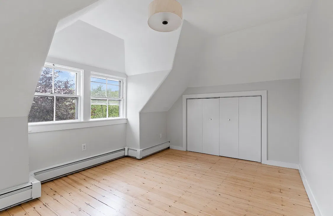 2 bed, 966 sqft, $2,300 — Photo 4