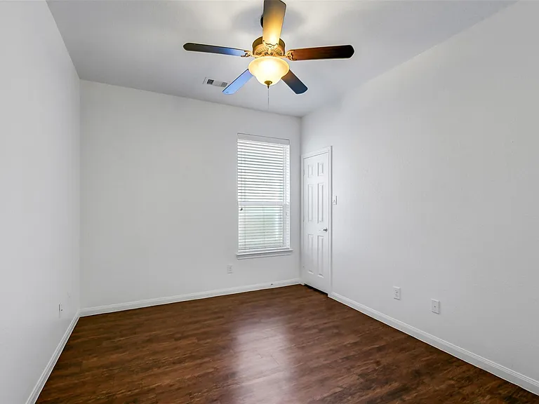 7014 Spruce View Ct — Photo 20
