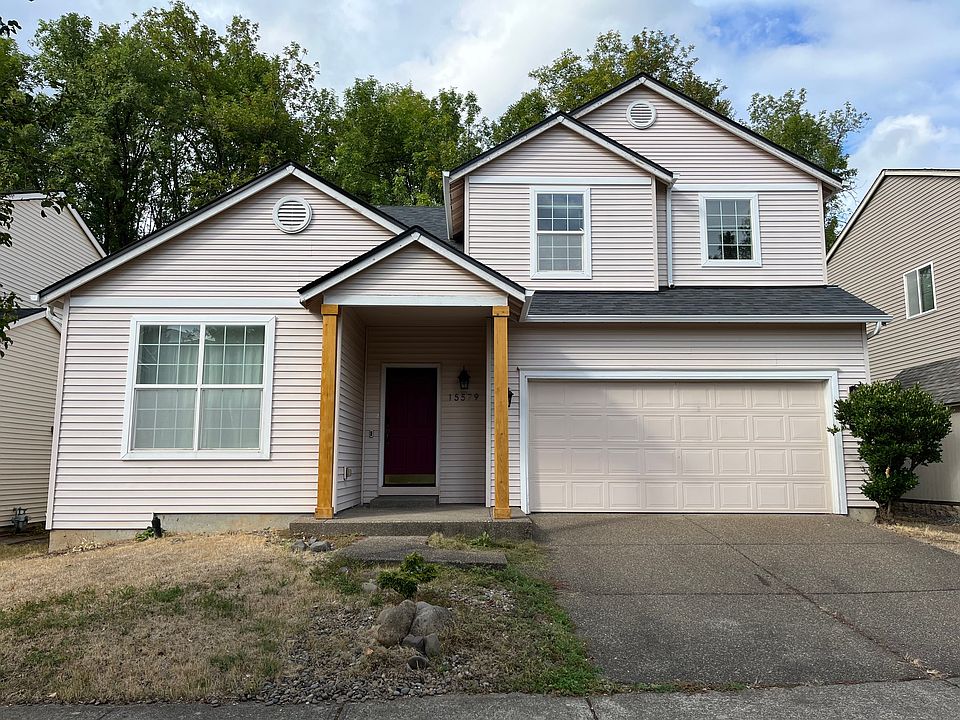 house in great condition but with a sad yard