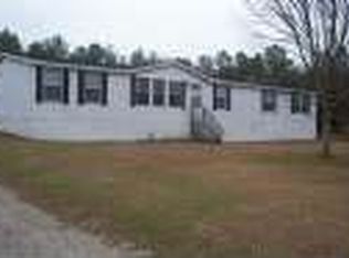 581 Pond Rd, Rocky Point, NC 28457