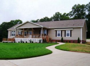 2580 Perkins Rd, Puryear, TN 38251