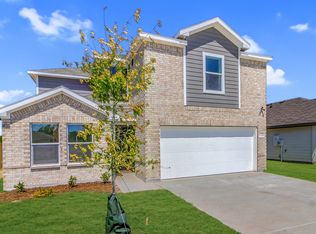 120 Kainos St, Greenville, TX 75402