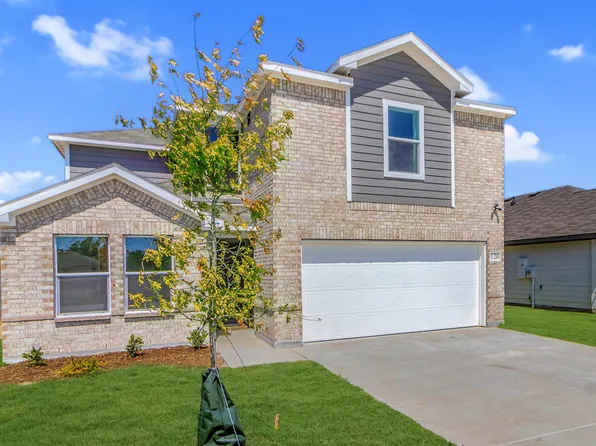 120 Kainos St, Greenville, TX 75402