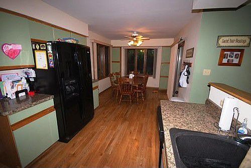 3rd image of 8912 Tayside Ln