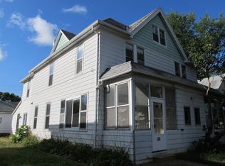 284 Page St E, Saint Paul, MN 55107