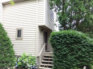 4 Meeting House Rd UNIT D, Stratford, CT 06614