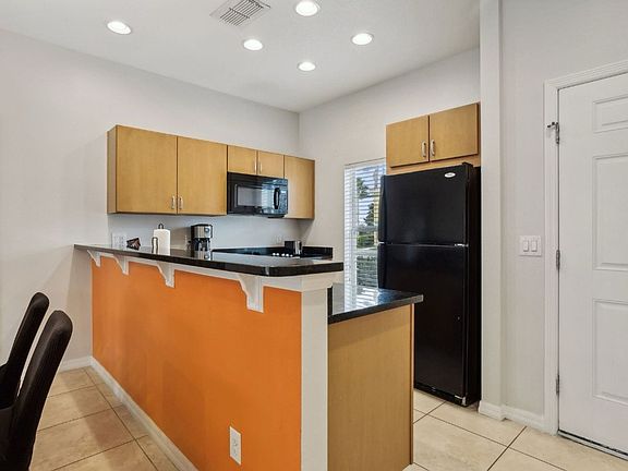 2nd image of 3004 Bird Of Paradise Ln