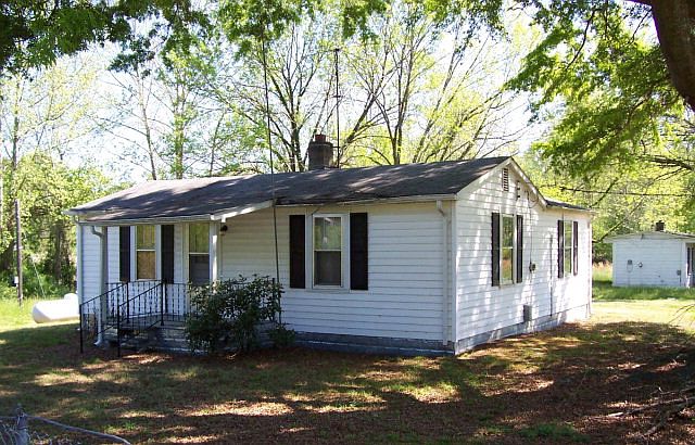 1st image of 1840 Fall Creek Dr
