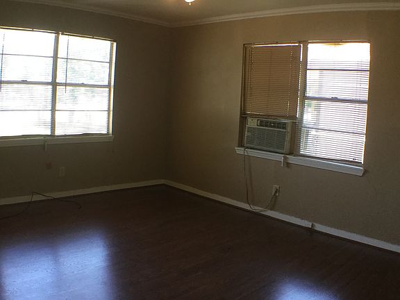 3rd image of 1530 S Colorado Ave