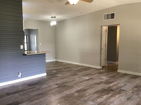 5th image of 520 Sunrise Dr