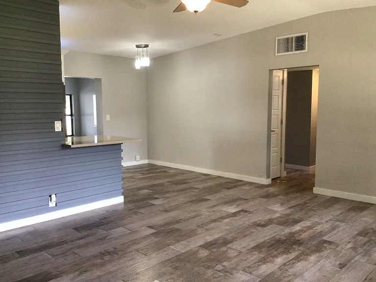 520 Sunrise Dr — Photo 5