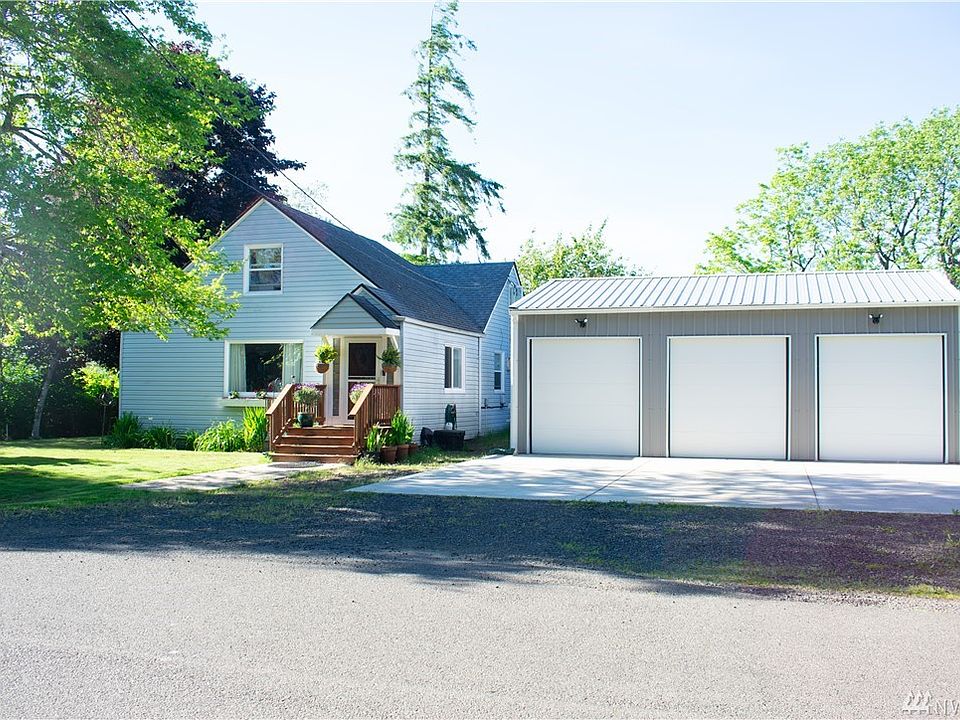 2nd image of 304 E Schley St