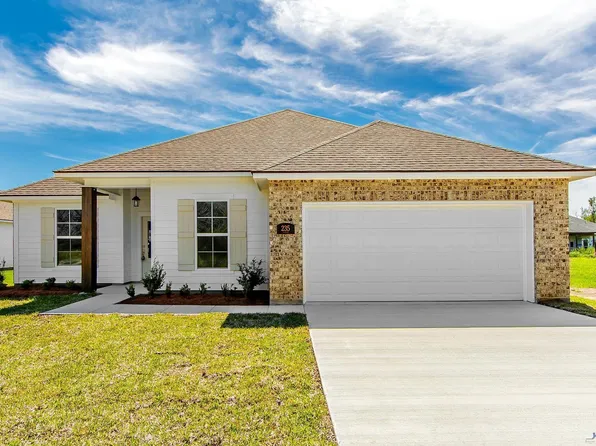235 Turner St, Schriever, LA 70395