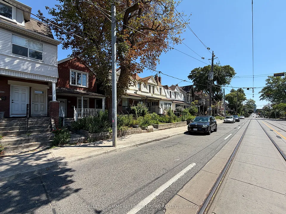 429 Ossington Ave #MAIN