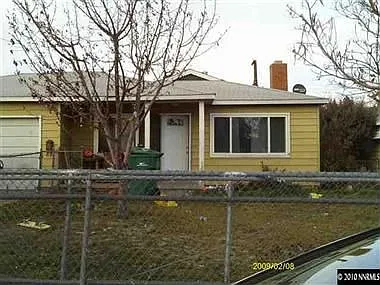 949 Melrose Dr photo 1