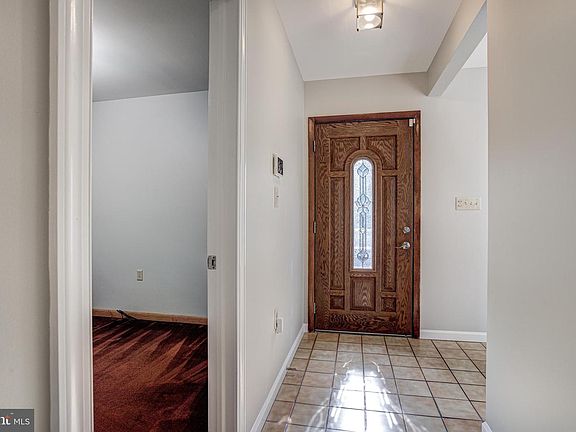 4th image of 107 Timber Ridge Rd