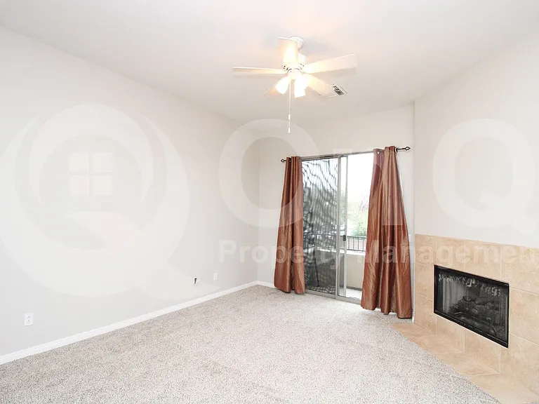 15240 N Clubgate Dr #109 — Photo 8
