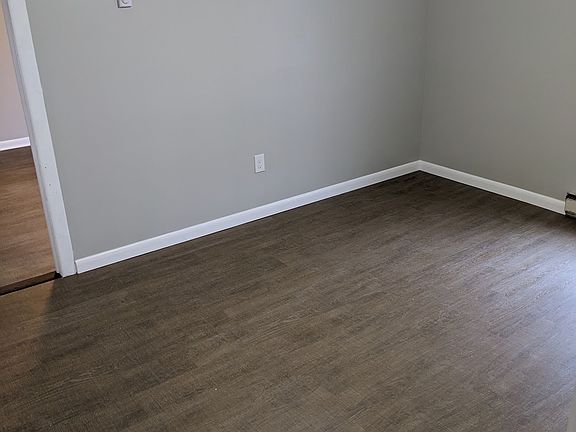 3rd image of 401 One 4 Highland Ave