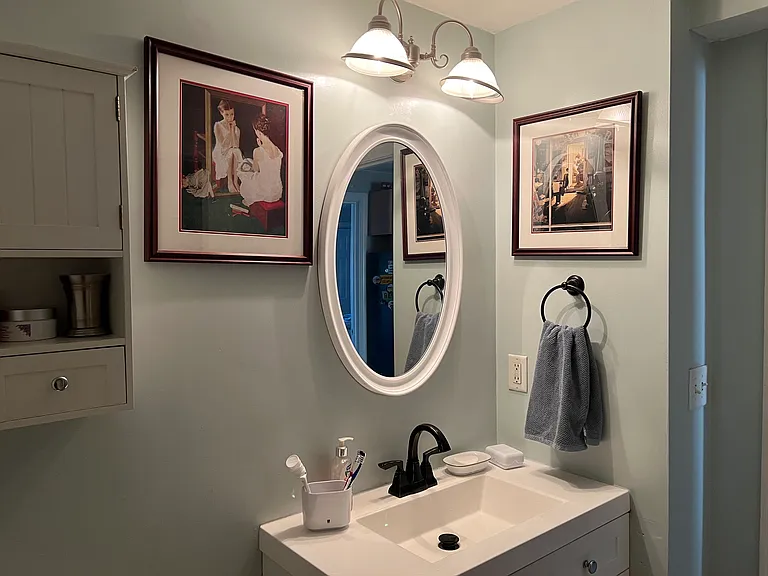 26 N Main St #5 — Photo 2
