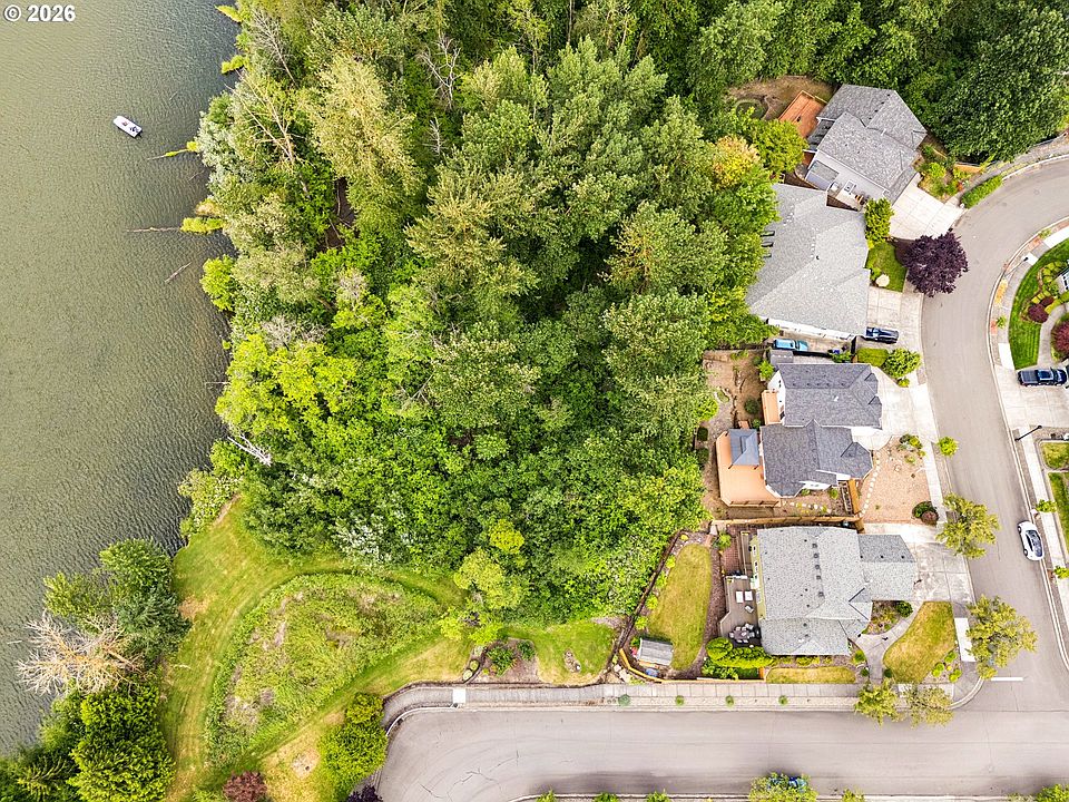 1st image of 3902 NE 203rd Ave