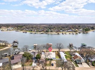 212 Sunray St, Mabank, TX 75156