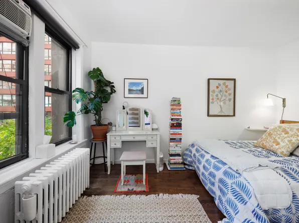 1049 Lexington Avenue image 16 of 20