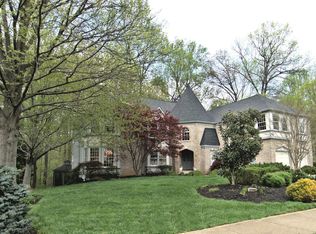 12610 Lake Normandy Ln, Fairfax, VA 22030