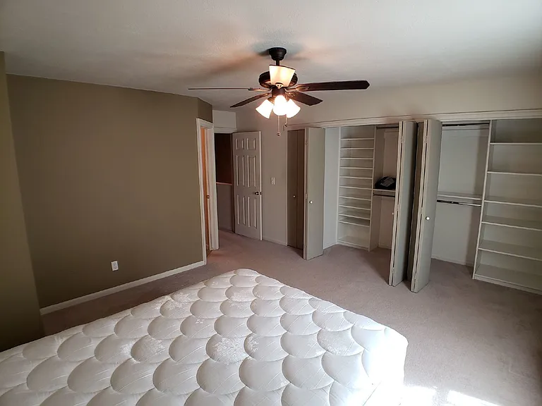 1048 Josephine St #B — Photo 11