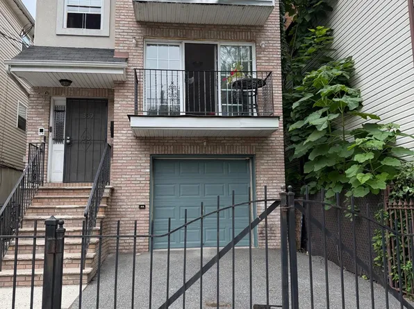 389 21st St, Irvington, NJ 07111