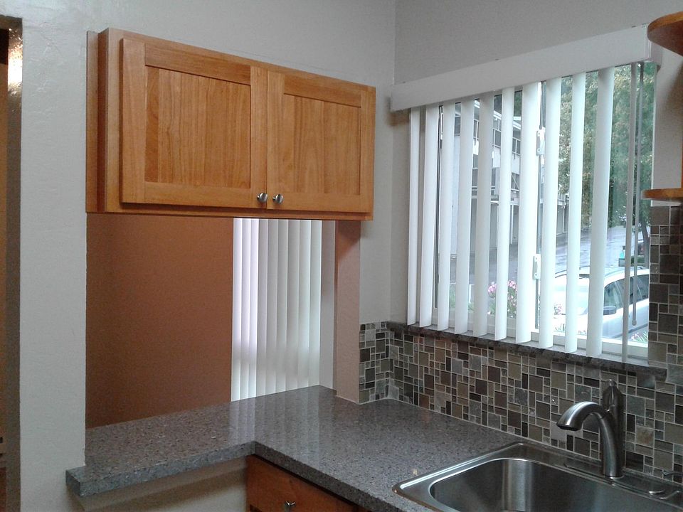 1st image of 2205 Hastings Dr #40