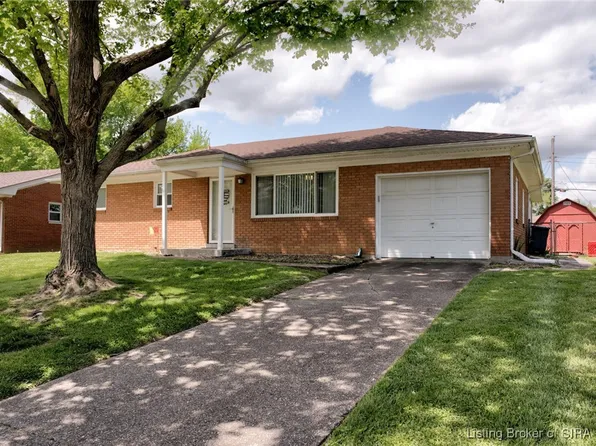 601 Spicewood Drive, Clarksville, IN 47129