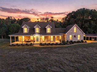 389 Ben Albert Rd, Cottontown, TN 37048