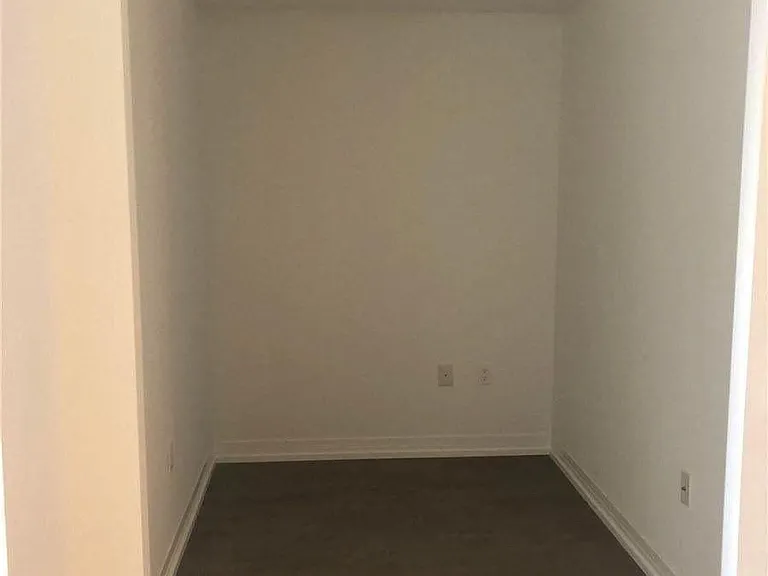 251 Jarvis St #4009 — Photo 9
