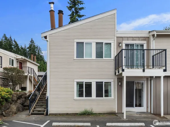 12716 NE 120th Street #H1, Kirkland, WA 98034