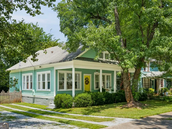 1739 Lyle Ave, College Park, GA 30337