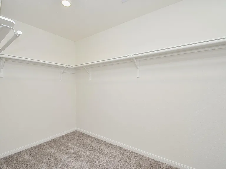 8138 Leisure Point Dr — Photo 34