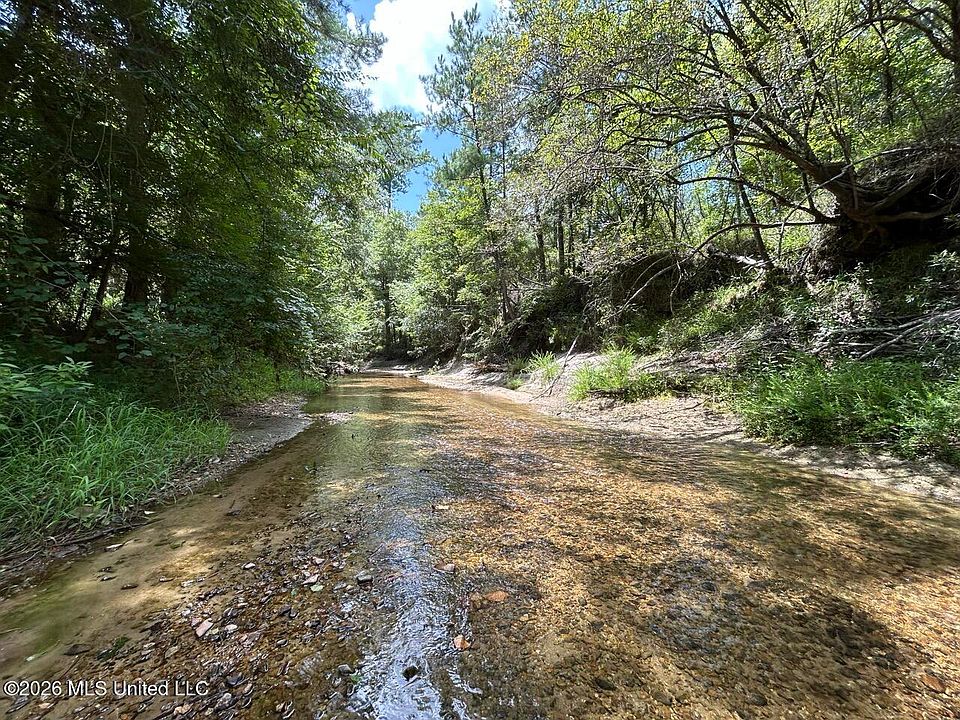 1st image of 1 Dummyline Rd NE