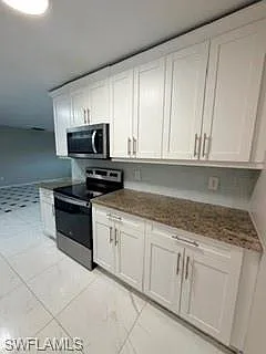 3 bed, 1.0 bath, 1398 sqft, $1,750 — Photo 2