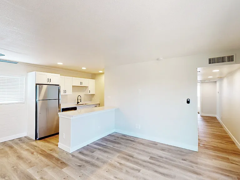 1712-1724 E Ocotillo Rd — Photo 28