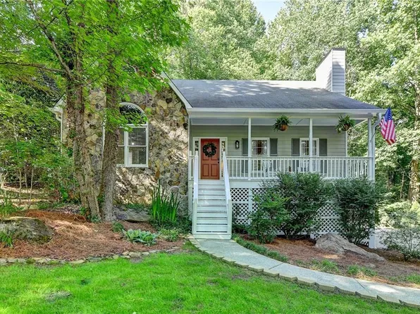 189 Plantation Trce, Woodstock, GA 30188