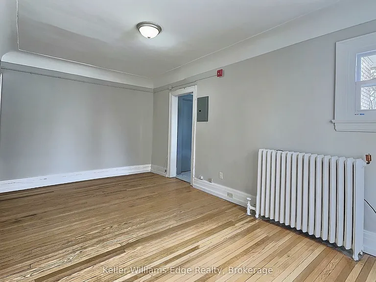 8 Tisdale St S #8 — Photo 2