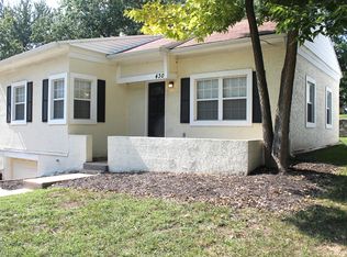 430 NE 45th St, Kansas City, MO 64116