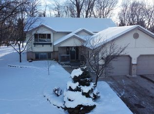 903 Geneva Dr, Alexandria, MN 56308