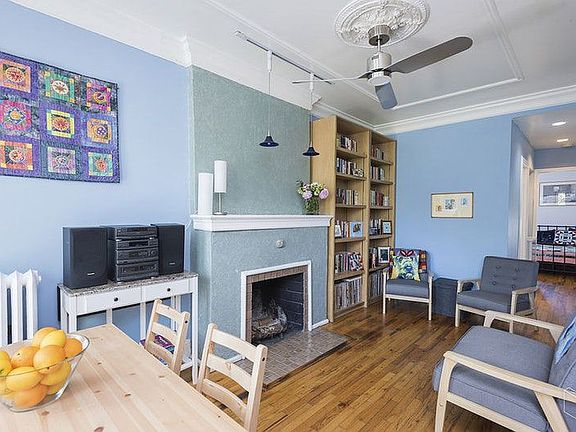 4th image of 659 De Graw St #3