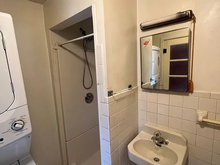 412 N Bridge St — Photo 21