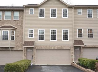 71 Brentwood Dr, Mc Kees Rocks, PA 15136