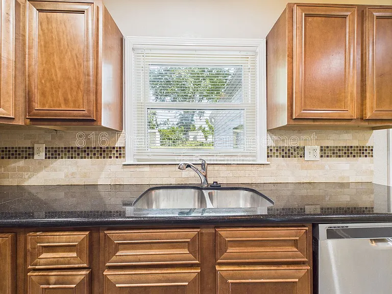 4321 N Lister Ave — Photo 6
