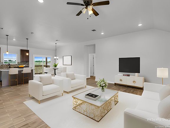 2nd image of 613 LAKERIDGE LN