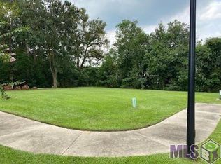 101 Highland View Ct, Baton Rouge, LA 70808